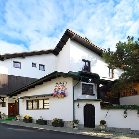 Panoramic Castle Suite With Free Private Parking Bratislava Luaran gambar