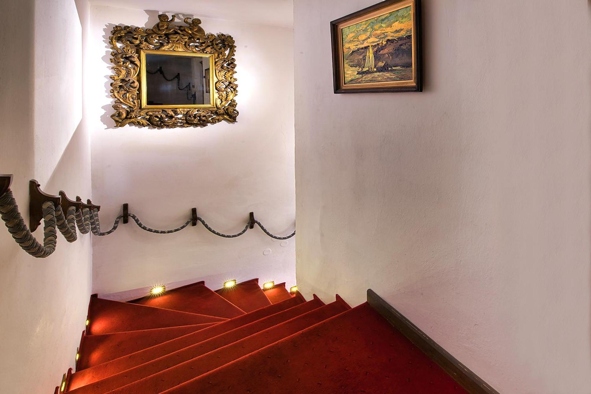 Panoramic Castle Suite With Free Private Parking Bratislava Luaran gambar
