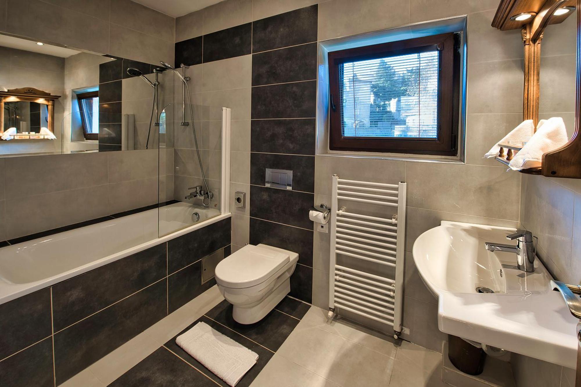 Panoramic Castle Suite With Free Private Parking Bratislava Luaran gambar